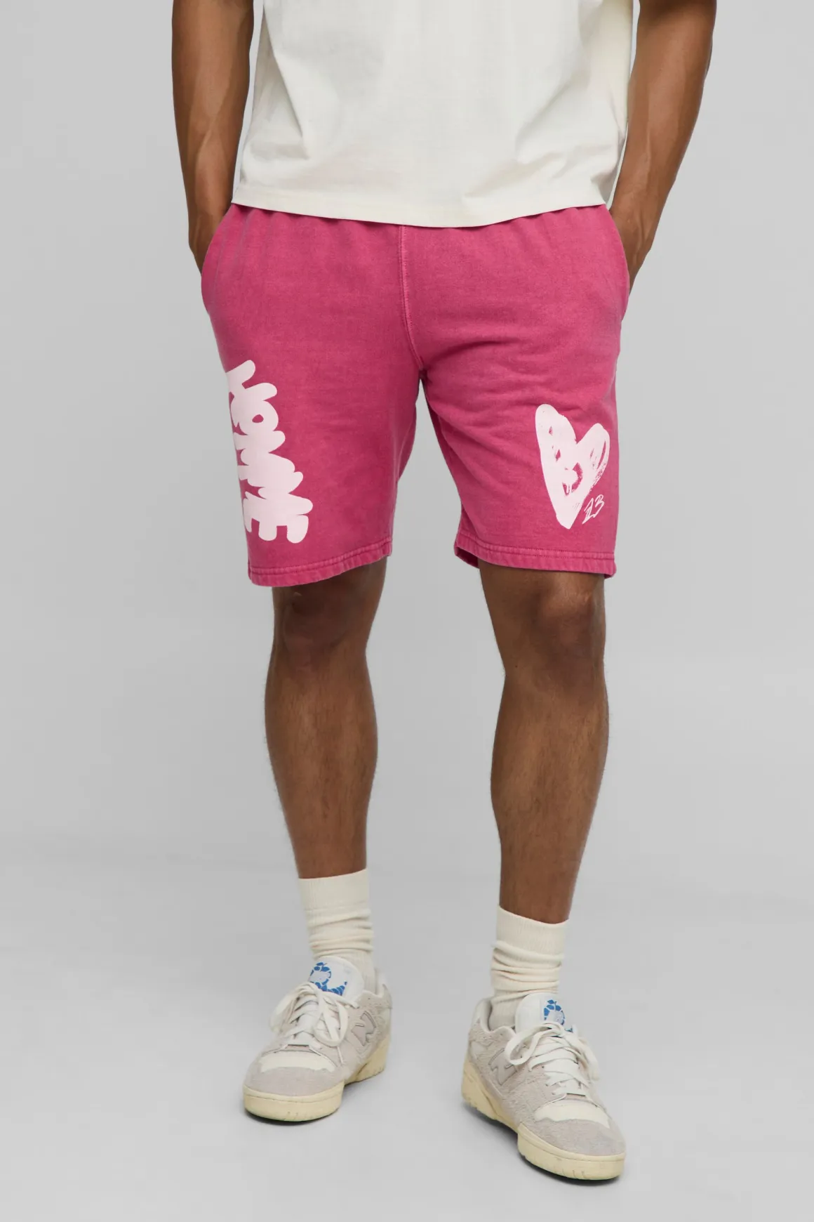 Short En Jersey Délavé Coupe Regular Homme Motif Cœur Graphique