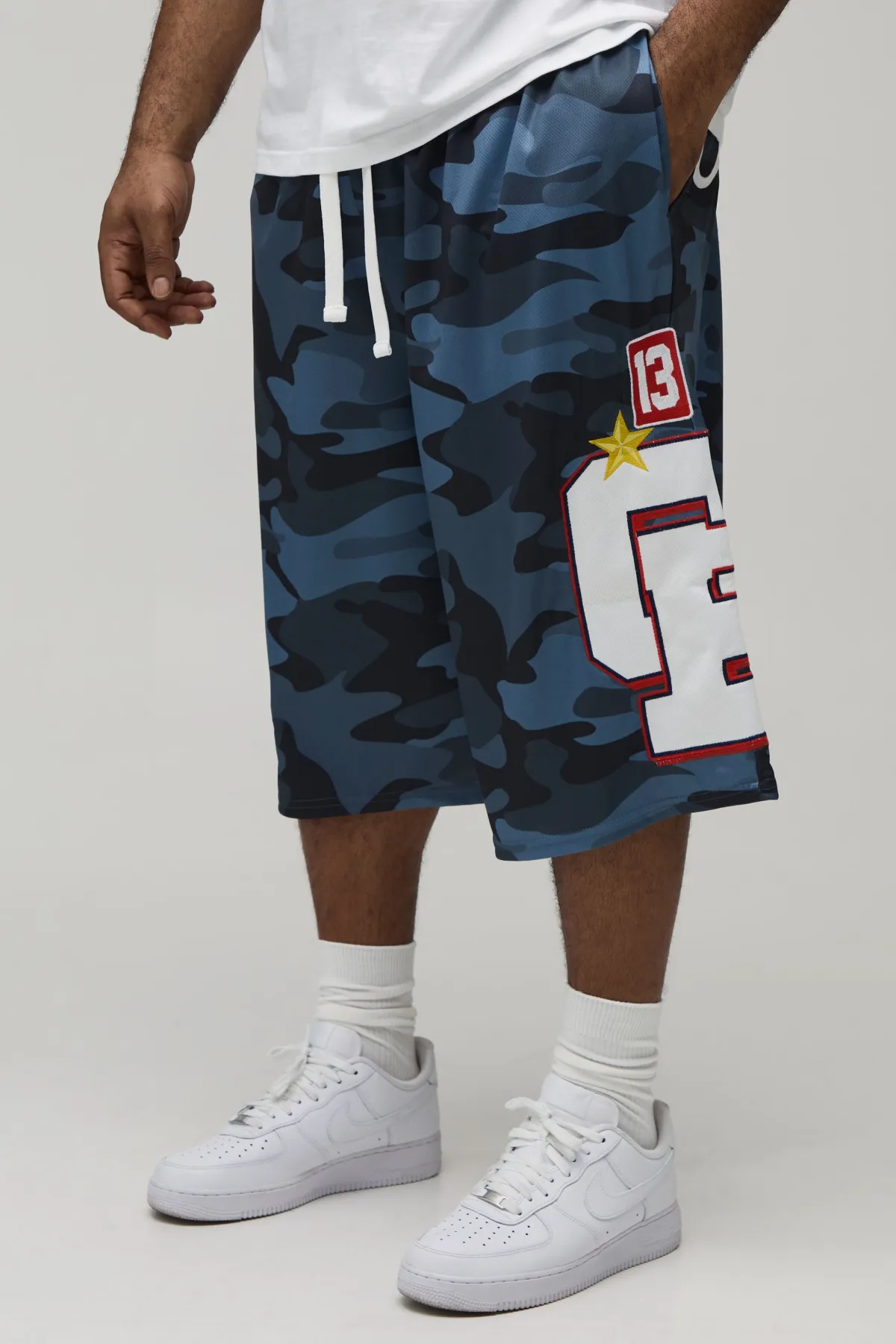 boohooMAN Short En Mesh Avec Appliqué Camouflage<Homme Jorts|Denim