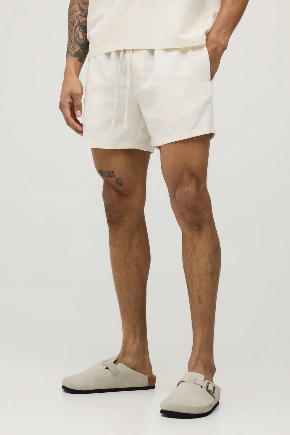 Short En Mélange De Lin Longueur Courte Coupe Décontractée