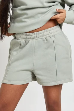Short En Molleton Délavé Avec Détails De Pinces