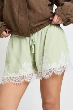 boohoo Short En Mousseline À Bordure En Dentelle<Femme Satin Et Dentelle|Shorts
