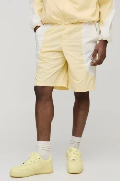 boohooMAN Short en nylon à taille élastiquée, coupe décontractée et blocs de couleur<Homme Shorts