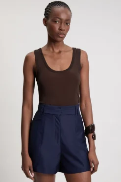 Short En Satin Ajusté
