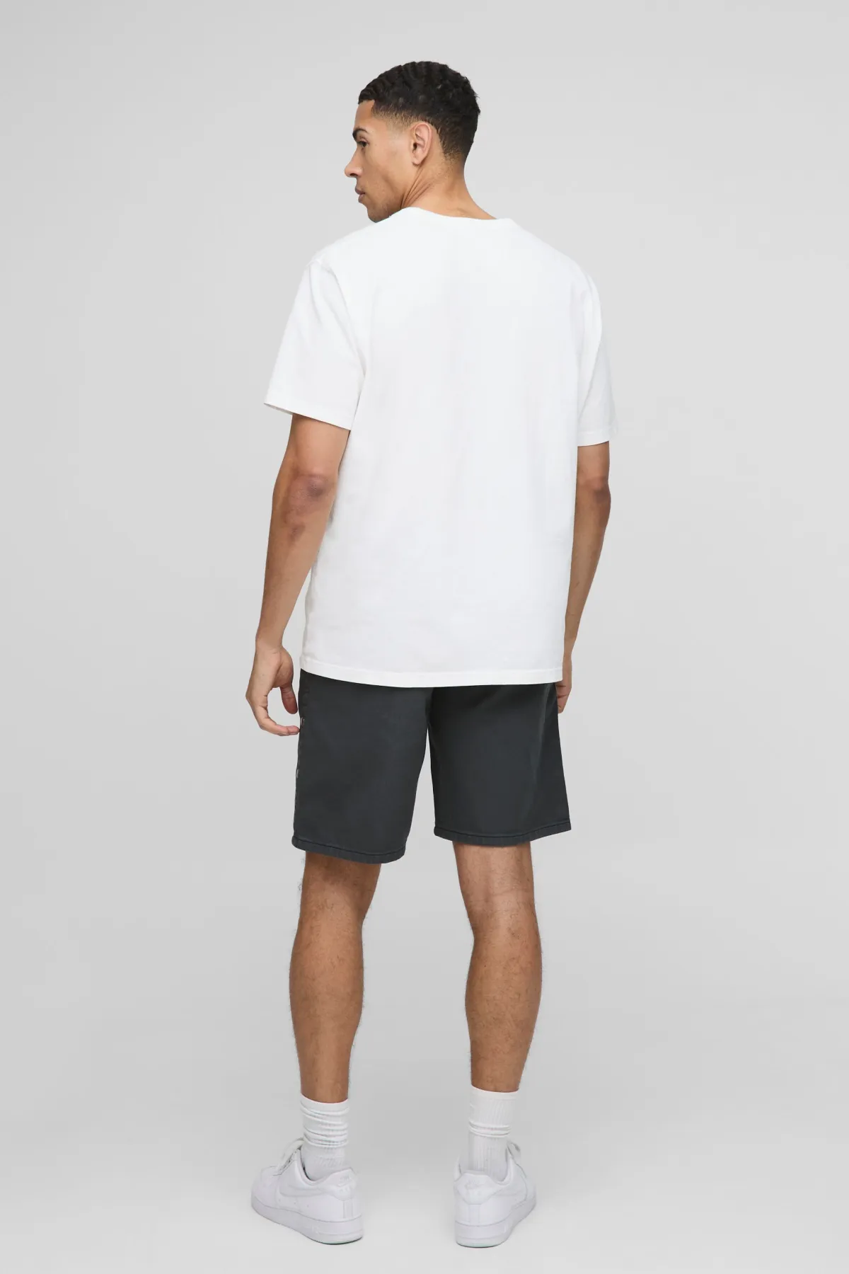 boohooMAN Short en Sergé Délavé Coupe Décontractée avec Ourlet à Pressions<Homme Shorts