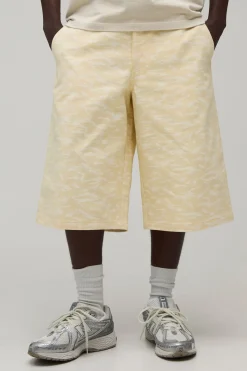 boohooMAN Short En Twill Camouflage Ample Coupe Longue<Homme Shorts