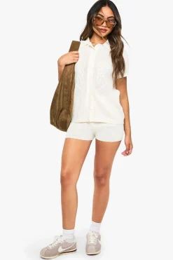 boohoo Short à imprimé floral en maille, tricoté au crochet<Femme Pulls Et Gilets|Toutes Les Mailles