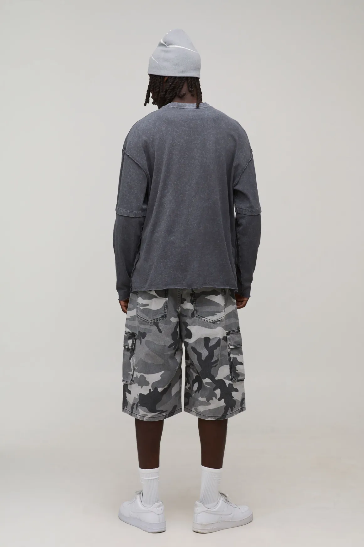 Short Long Camouflage Lavé à Plis au Genou