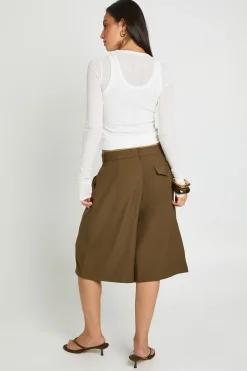 Short Long Plissé Style Boxer À Coupe Ajustée