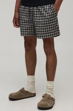 boohooMAN Short Mi-long Décontracté À Micro Carreaux<Homme Shorts|Tout Afficher
