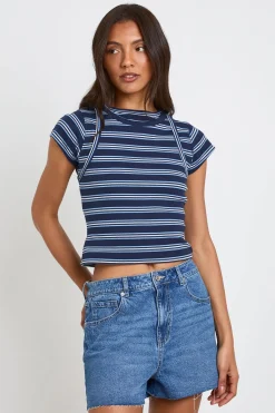boohoo Short mini en denim pour grandes tailles<Femme Denim|Shorts