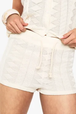 Short mix and match en crochet texturé et à motifs