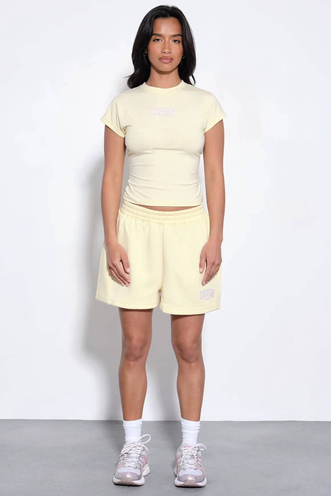 Short Molleton Appliqué Collegiate Dsgn Studio