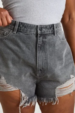 boohoo Short Mom Taille Haute Déchiré Grande Taille<Femme Denim|Shorts