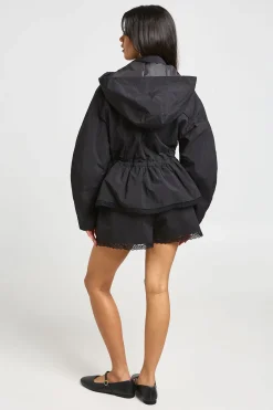 boohoo Short À Ourlet Bordé De Dentelle<Femme Satin Et Dentelle|Shorts