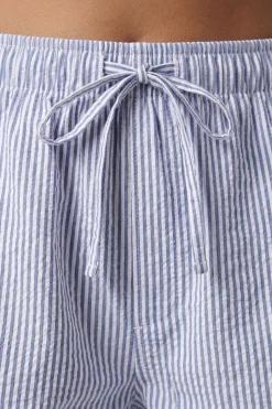 boohoo Short Petite À Taille Élastiquée En Seersucker À Rayures<Femme Shorts
