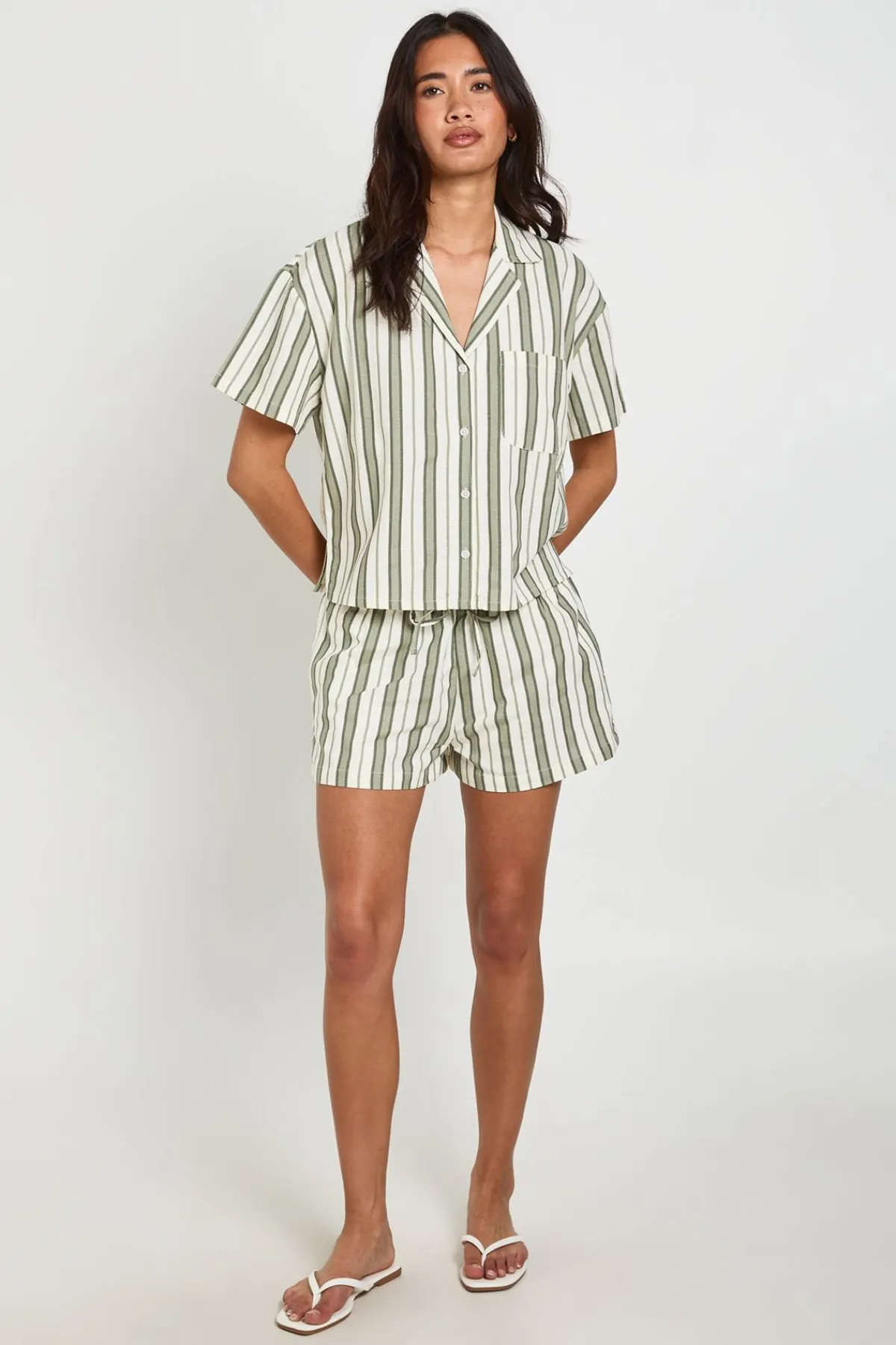 boohoo Short Rayé En Lin Premium Petite<Femme Shorts