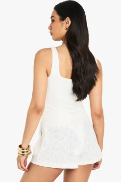 Shorts ajustés en dentelle pour les occasions