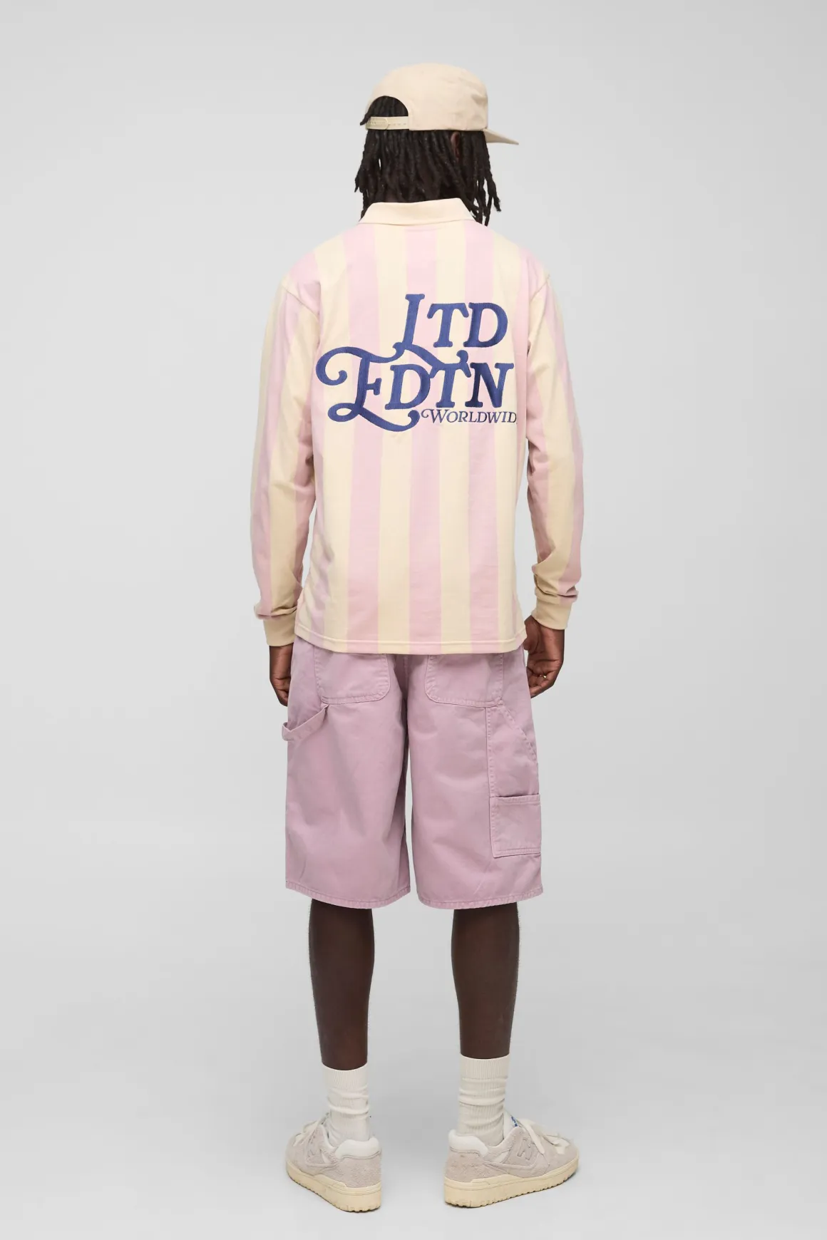Shorts de charpentier à longueur longue et teints décontractés