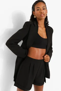 Shorts sur mesure ajustés