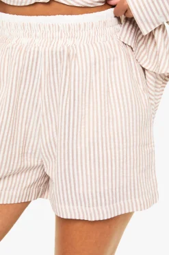 Shorts à taille contrastante avec rayures texturées