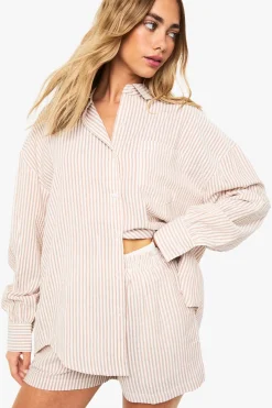 Shorts à taille contrastante avec rayures texturées