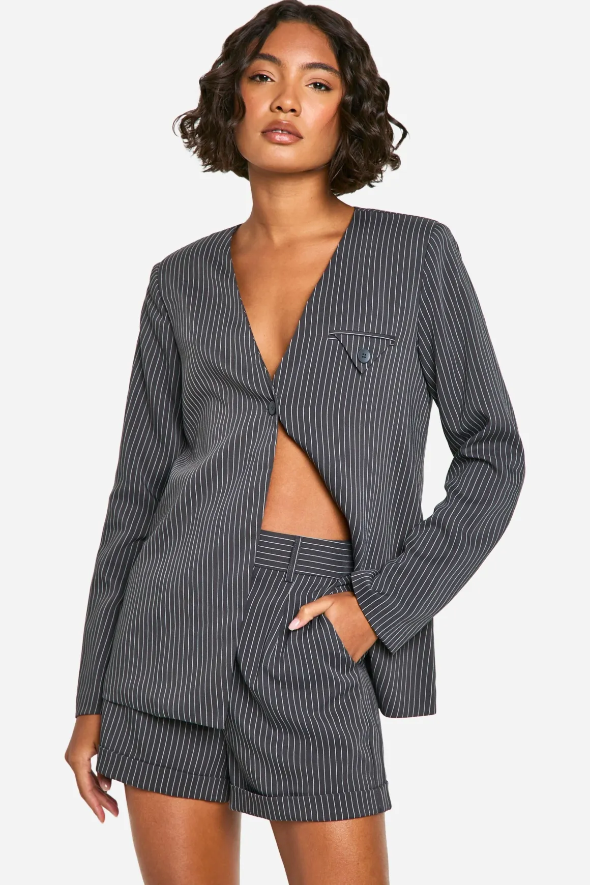 Shorts Tailleur à Rayures Fines