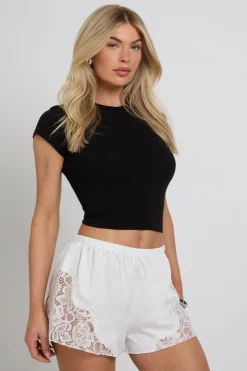 boohoo Short Style Running En Satin Avec Bordure En Dentelle<Femme Satin Et Dentelle|Shorts