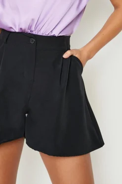 Short taille haute sur mesure