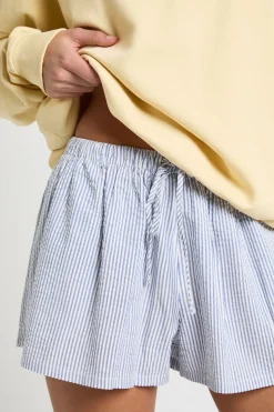 boohoo Short À Taille Élastique En Seersucker Rayé<Femme Shorts