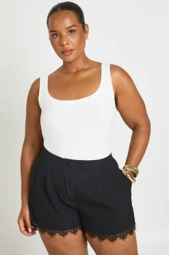Short Tailleur Avec Finition Dentelle Grande Taille