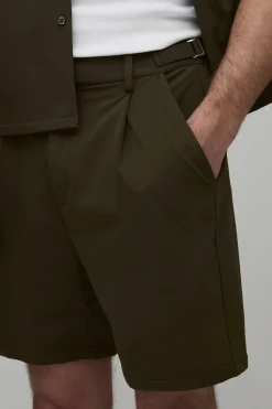 Short Technique Mi-long Coupe Ajustée