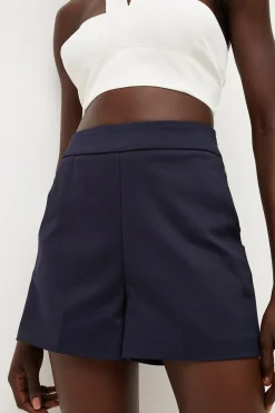 Short tissé techno essentiel