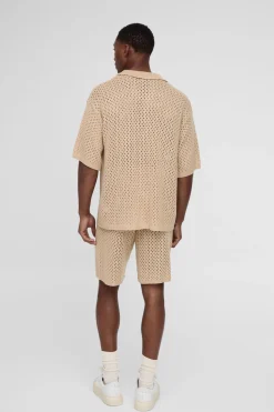 Short tricoté à la coupe décontractée, brodé, effet crochet