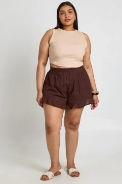 Short Évasé Grande Taille À Taille Élastiquée En Broderie Anglaise