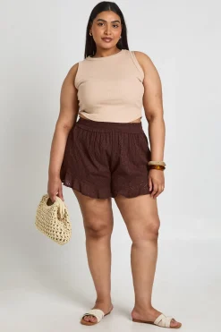 Short Évasé Grande Taille À Taille Élastiquée En Broderie Anglaise