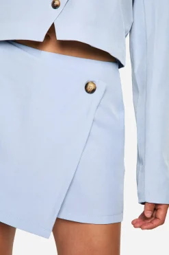 Skort ajusté à enroulement frontal