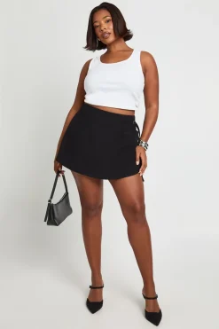 boohoo Skort à détails de boucle Plus<Femme Shorts