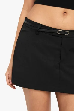 Skort Mini sur Mesure avec Détail de Ceinture