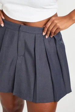 Skort à plis avant