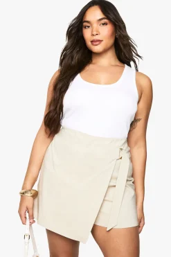 boohoo Skort Plus à encolure enveloppante avec boucle<Femme Shorts