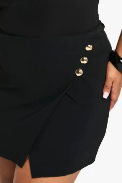 Skort portefeuille Plus avec détails en garniture de boutons