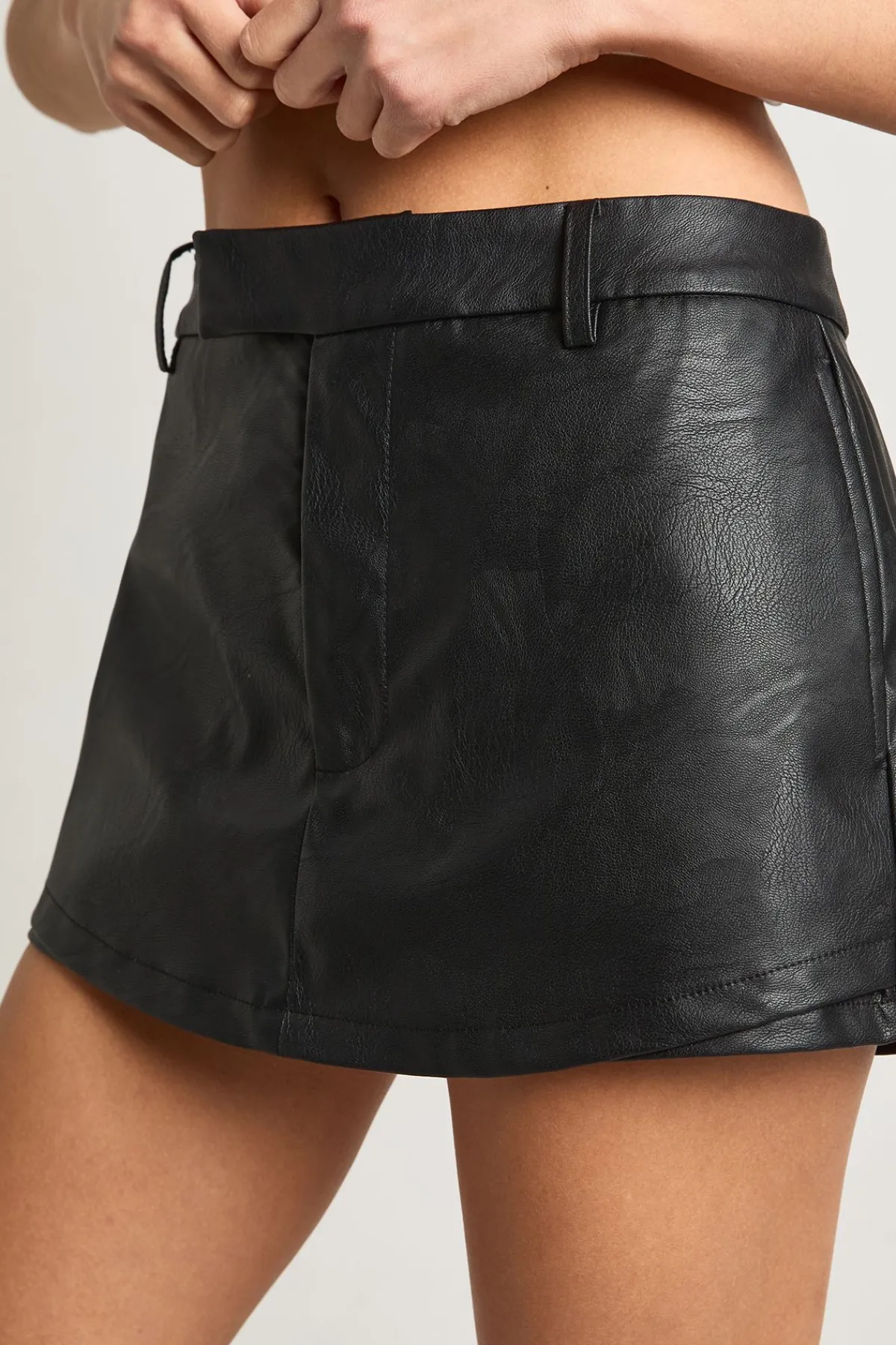boohoo Skort taille basse en synthétique<Femme Shorts