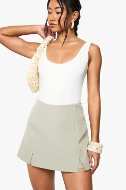 boohoo Skort tissé à fente avant<Femme Shorts