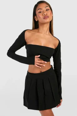 Square Neck Crop & Pleated Skirt