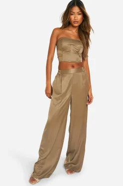 boohoo Structured Cropped Bandeau<Femme Tops