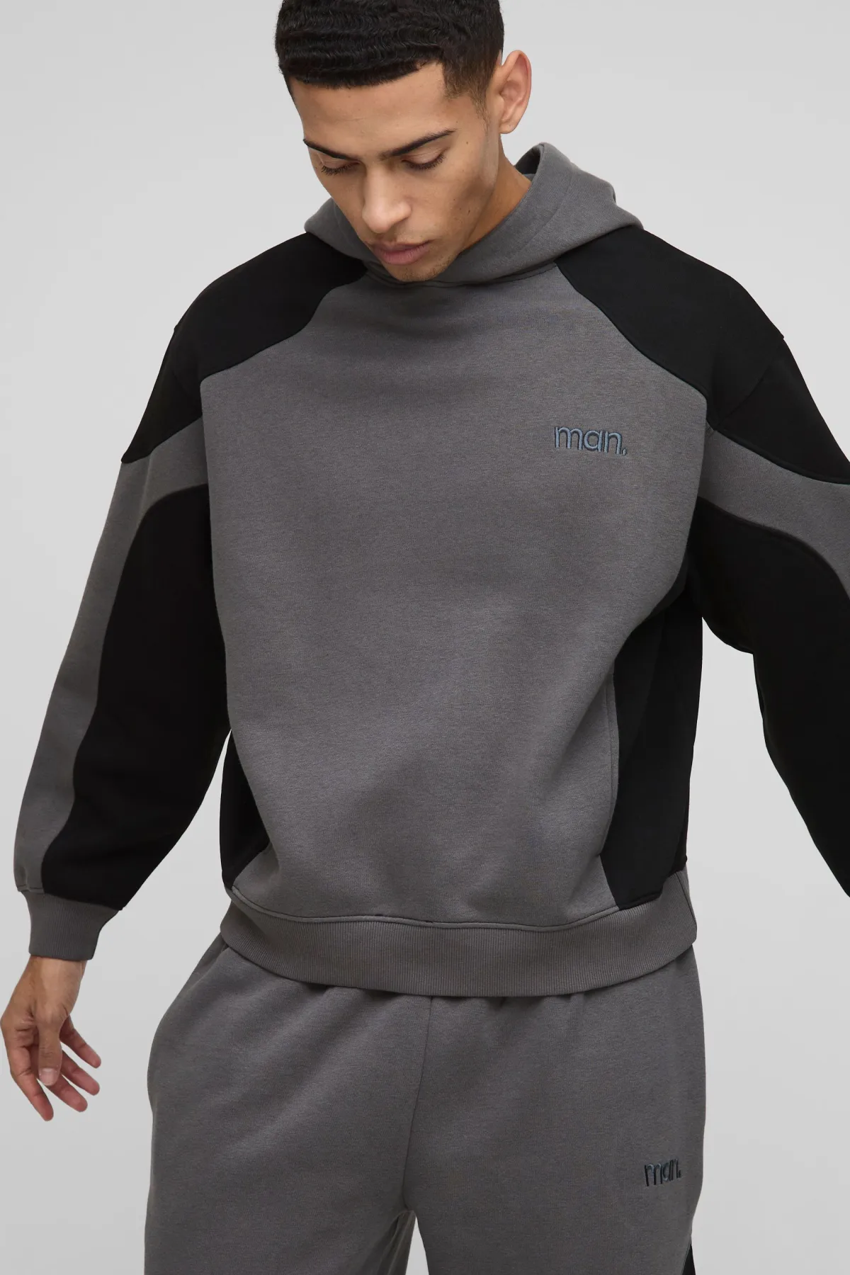 boohooMAN Surdimensionné, coupe boxy, détail couture pour hommes - survêtement à capuche<Homme Survêtements
