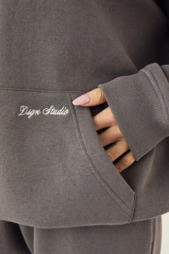 Survêtement à Casynthétiqueche Brodé Script DSGN Studio