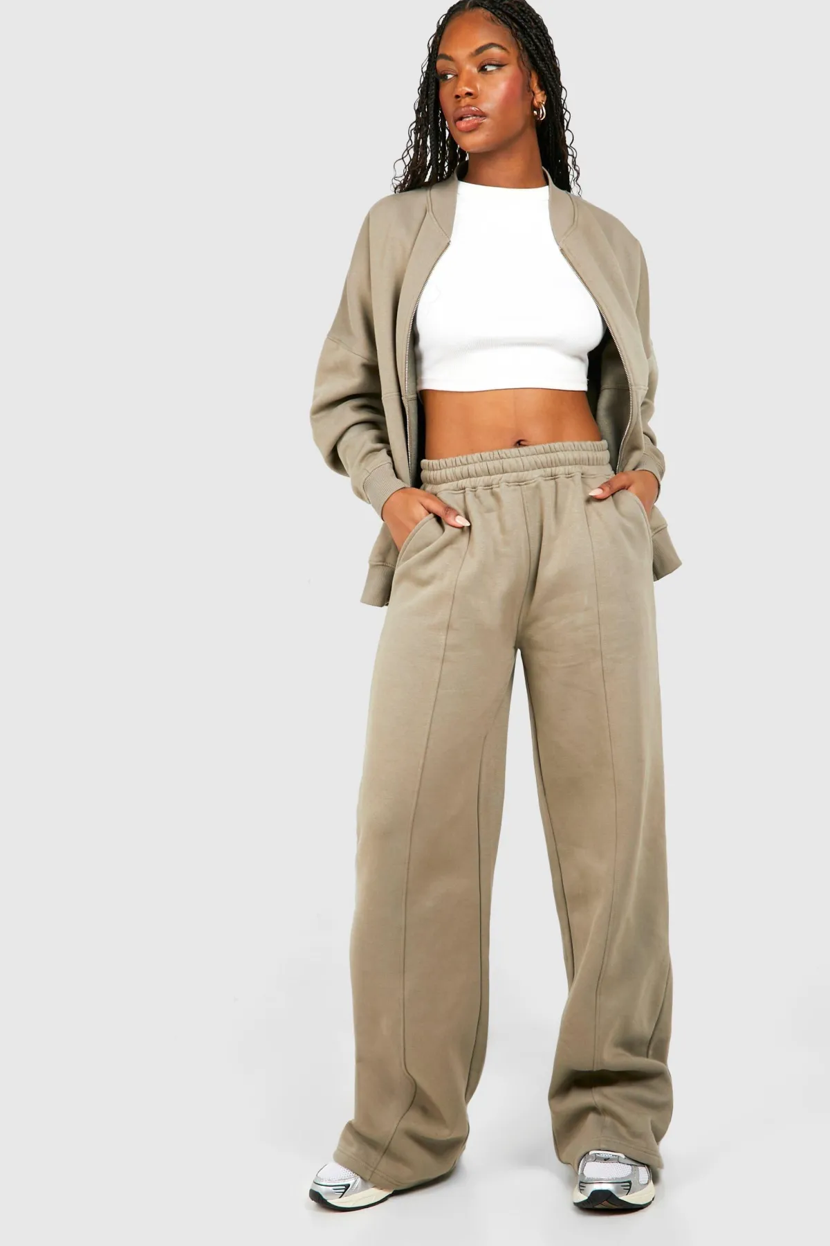 boohoo Survêtement style bomber à zip pour grande taille et pantalon droit<Femme Survêtements|Survêtements