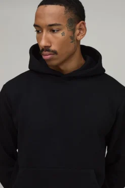 Sweat à capuche basique à coupe régulière