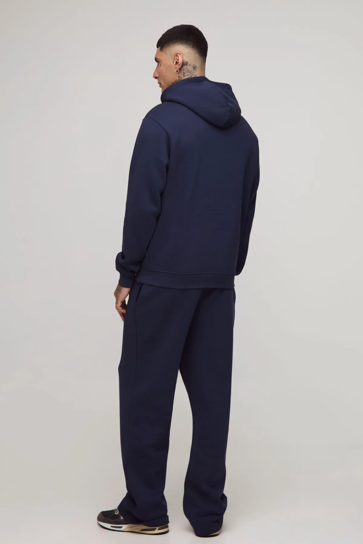 boohooMAN Sweat à capuche basique pour grandes personnes, coupe régulière à enfiler<Homme Tout Afficher|Sweats À Capuche Tall